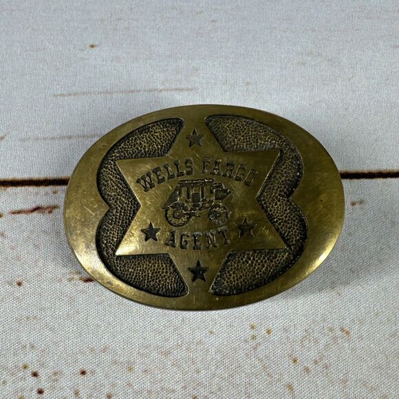 Vintage 1977 Wells Fargo Agent brass belt BUCKLE 125th Anniversary banking USA - Picture 2 of 3